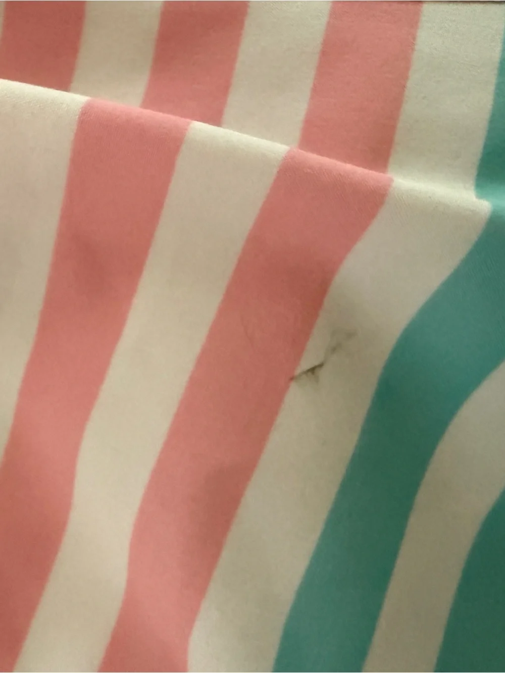 chubbies Pink and Aqua Striped Swim Shorts Men medium 7”